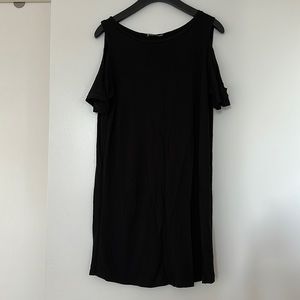 Cold-shoulder midi dress